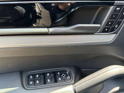 New 2026 Porsche Cayenne S AWD/4WD image 12