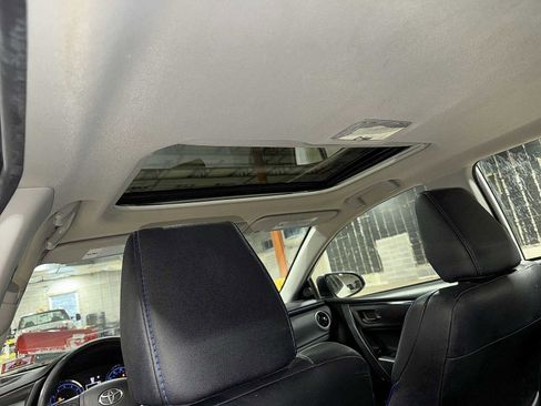 Used 2017 Toyota Corolla XSE image 25