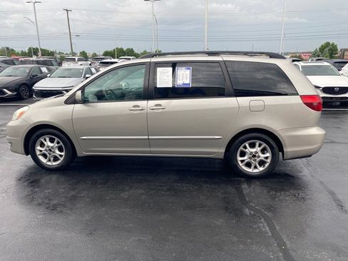 Used 2005 Toyota Sienna XLE Limited FWD image 4