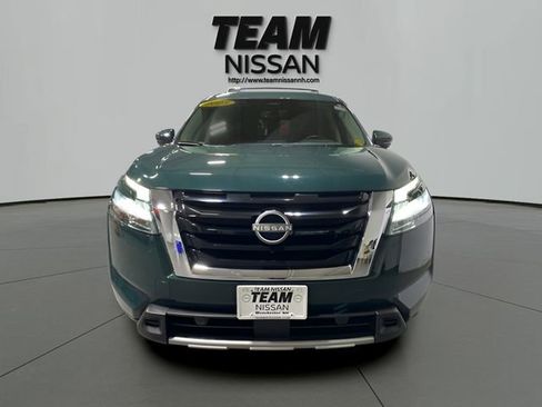 Certified 2023 Nissan Pathfinder SL w/ SL Premium Package AWD/4WD image 2