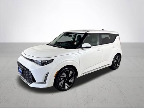 Certified 2025 Kia Soul GT-Line image 2