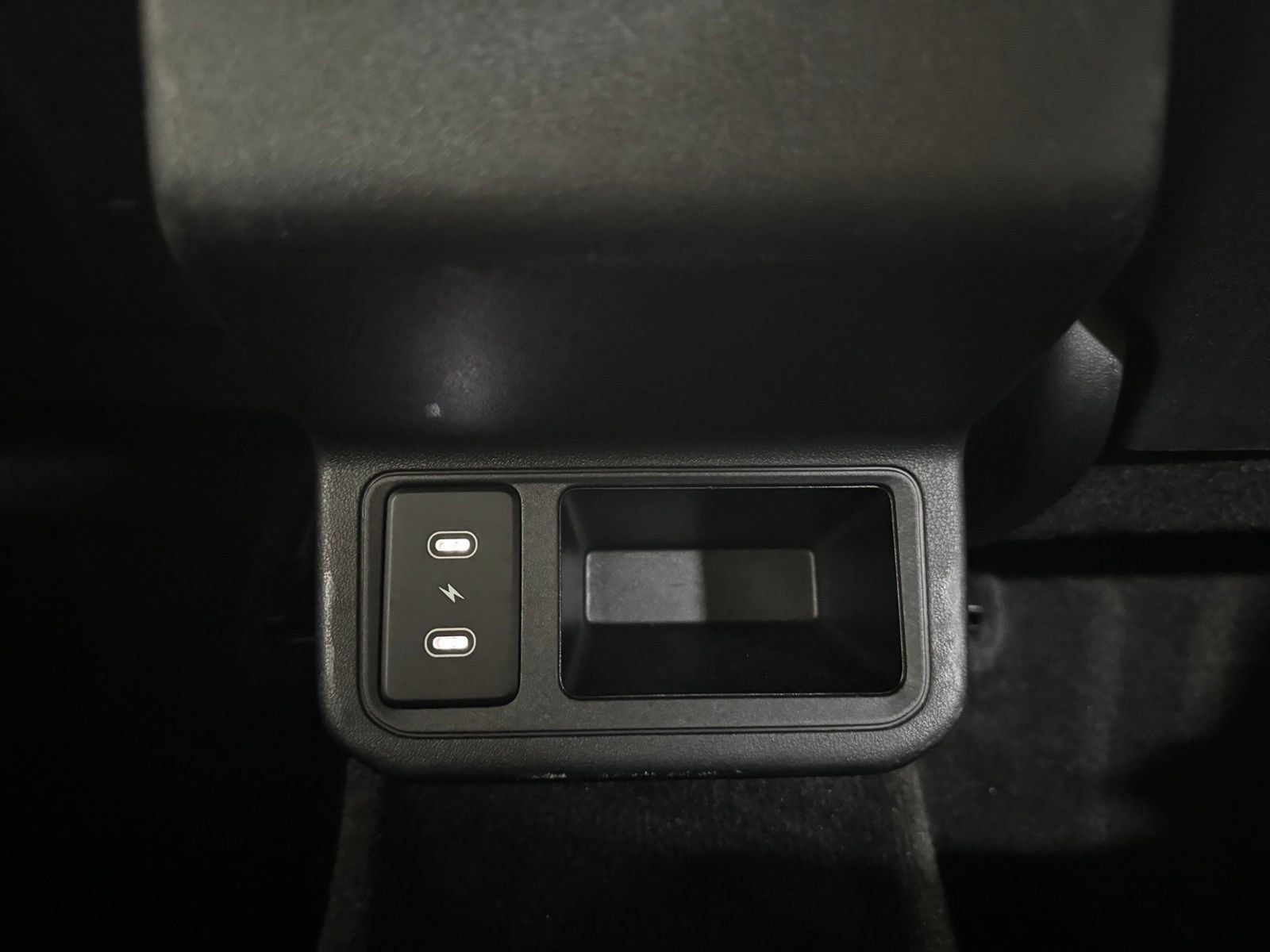 Used 2025 Kia K4 FWD image 31