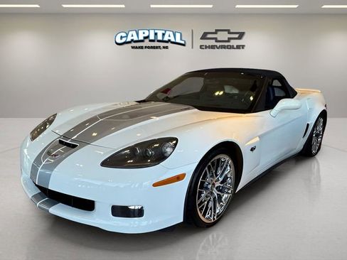 Used 2013 Chevrolet Corvette 427 w/ 1SC Preferred Equipment Group image 2