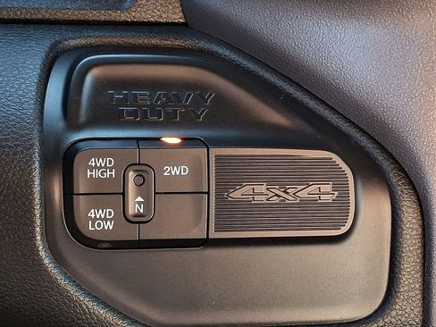 Used 2021 RAM 2500 Big Horn image 23