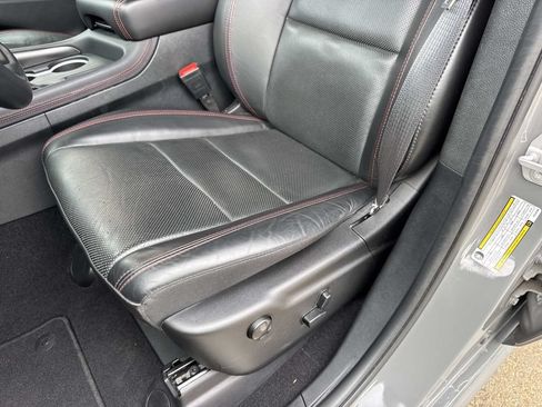 Used 2025 Dodge Durango GT AWD/4WD image 34