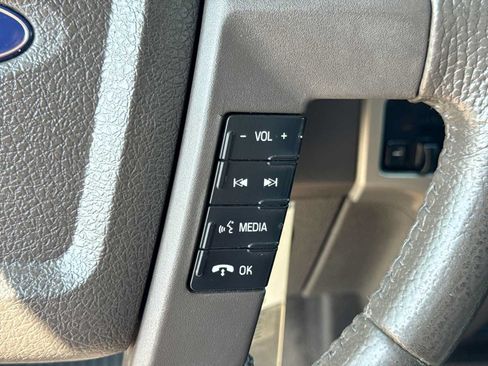 Used 2010 Ford F150 XLT AWD/4WD image 22