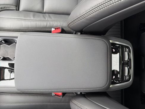 New 2026 Volvo XC90 T8 Ultra w/ Protection Package image 35