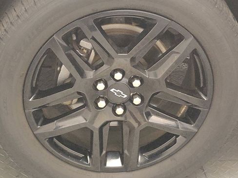 Used 2020 Chevrolet Traverse LT FWD image 31