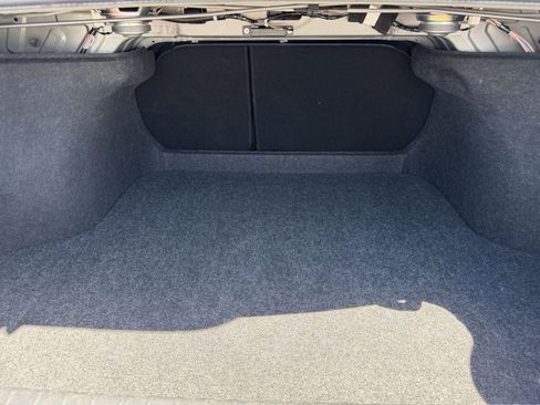 Used 2025 Nissan Sentra SV FWD image 29