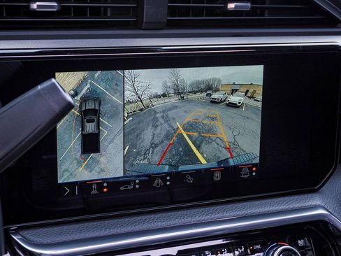 Used 2024 GMC Sierra 2500 Denali w/ Denali Reserve Package image 29