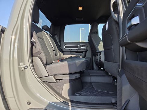 New 2026 RAM 2500 Lone Star AWD/4WD image 18