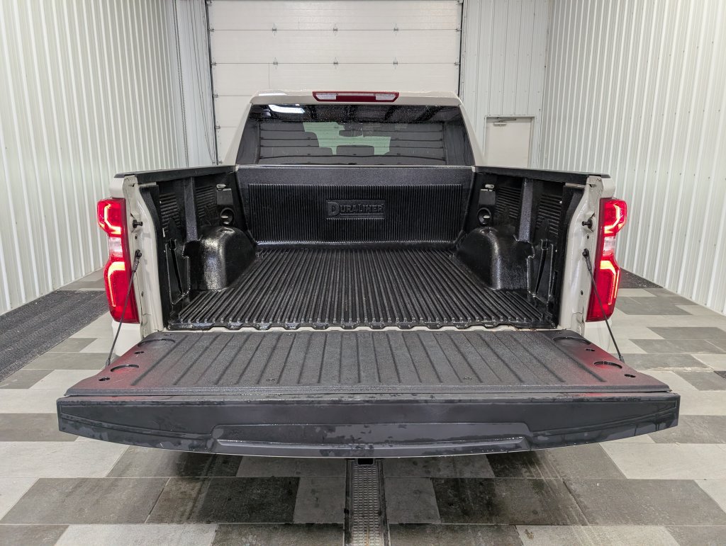 Used 2026 Chevrolet Silverado 1500 RST AWD/4WD image 24