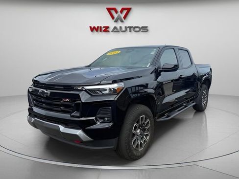 Used 2023 Chevrolet Colorado Z71 w/ Z71 Convenience Package 2 AWD/4WD image 1