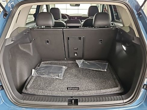 New 2026 Volkswagen Taos SE AWD/4WD image 19