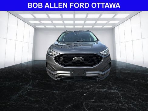 Used 2022 Ford Edge SE w/ Black Appearance Package AWD/4WD image 6