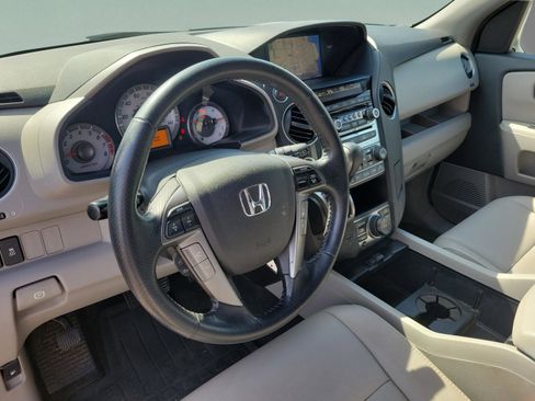 Used 2014 Honda Pilot Touring image 16