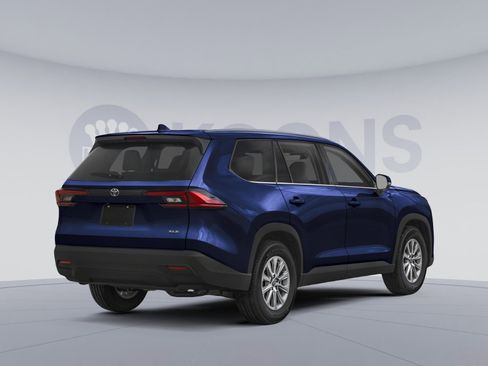 New 2026 Toyota Grand Highlander XLE image 2