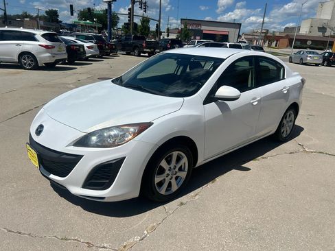 Used 2011 MAZDA MAZDA3 i Touring FWD image 7