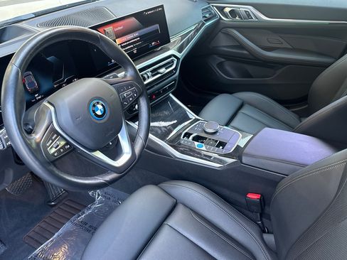 Used 2023 BMW i4 eDrive40 w/ Premium Package RWD image 11