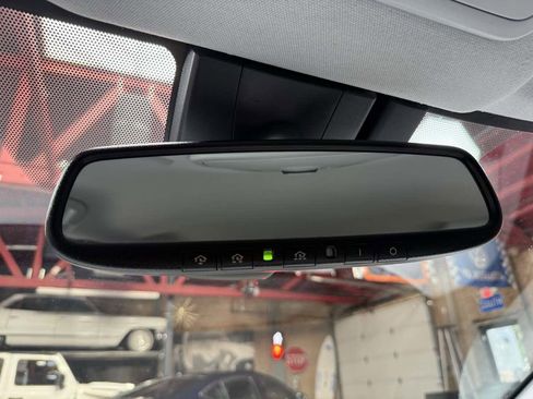 Used 2017 Toyota Prius Four Touring w/ Premium Convenience Package FWD image 23