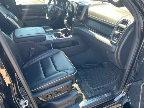 Used 2023 RAM 1500 Limited AWD/4WD image 3