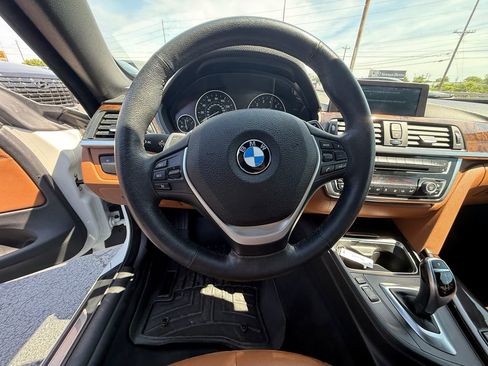 Used 2014 BMW 435i Convertible RWD image 16