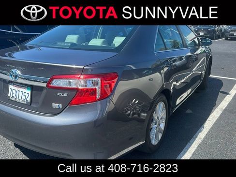 Used 2014 Toyota Camry XLE w/ Leather Package FWD image 2