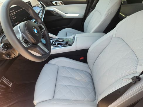 Used 2026 BMW X6 xDrive40i AWD/4WD image 5
