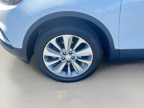 Used 2020 Buick Encore Preferred FWD image 32
