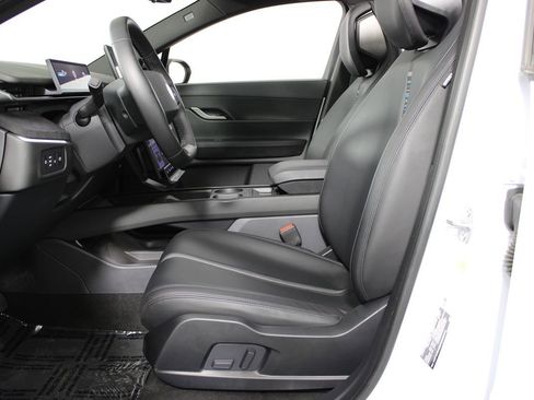 Used 2023 Fisker Ocean Ultra image 9