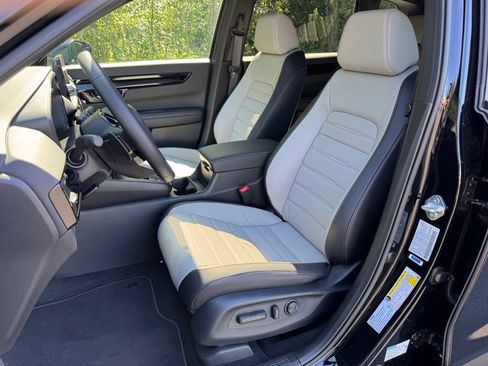 Certified 2026 Honda CR-V Sport Touring image 10