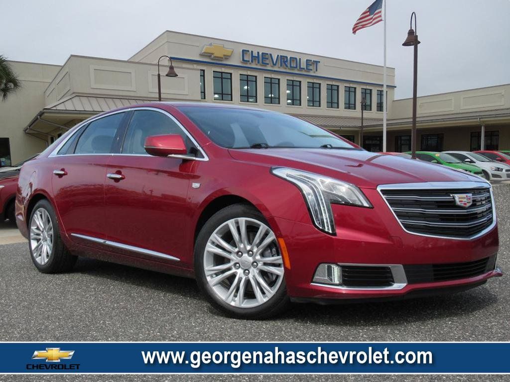 Used 2019 Cadillac XTS Luxury FWD image 1