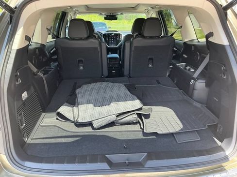 Certified 2024 Subaru Ascent Touring AWD/4WD image 17