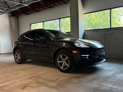 Used 2021 Porsche Macan AWD/4WD image 10