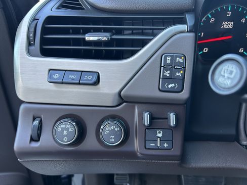 Used 2017 GMC Yukon XL Denali w/ Open Road Package image 13