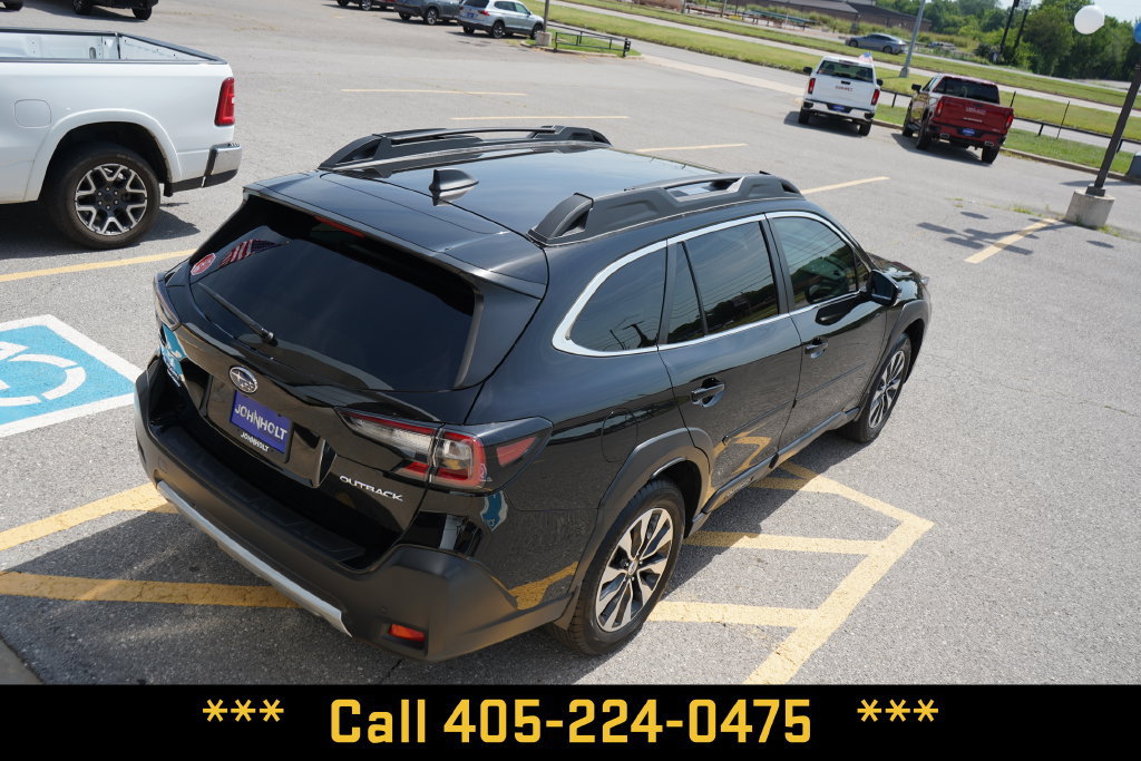 Used 2025 Subaru Outback Limited AWD/4WD image 14