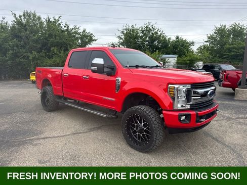 Used 2019 Ford F250 XLT w/ XLT Premium Package AWD/4WD image 1
