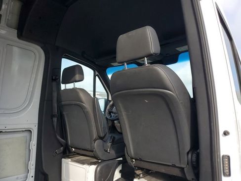 Used 2023 Mercedes-Benz Sprinter 2500 image 7