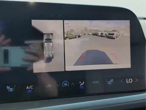 New 2026 Chevrolet Traverse LT w/ Driver Confidence Package image 27