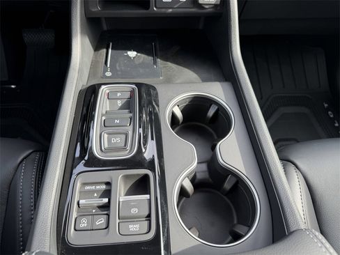 New 2025 Honda Pilot Touring image 43