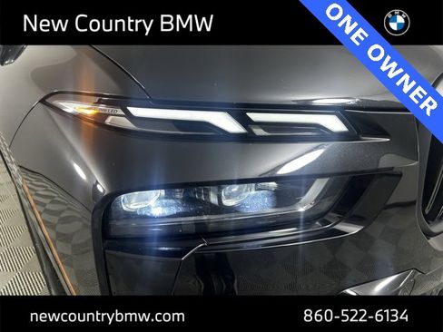 Used 2023 BMW X7 xDrive40i w/ M Sport Package image 32