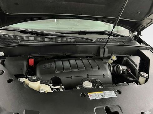 Used 2015 Chevrolet Traverse LT image 8