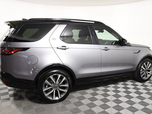 Used 2026 Land Rover Discovery Dynamic SE AWD/4WD image 7