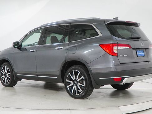 Used 2021 Honda Pilot Touring image 7