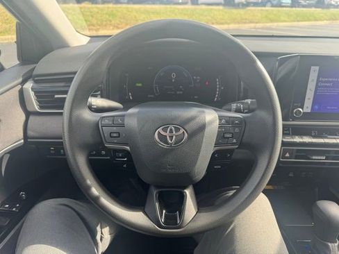 Certified 2025 Toyota Camry LE image 15