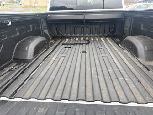 Used 2024 GMC Sierra 2500 Denali w/ Technology Package AWD/4WD image 10