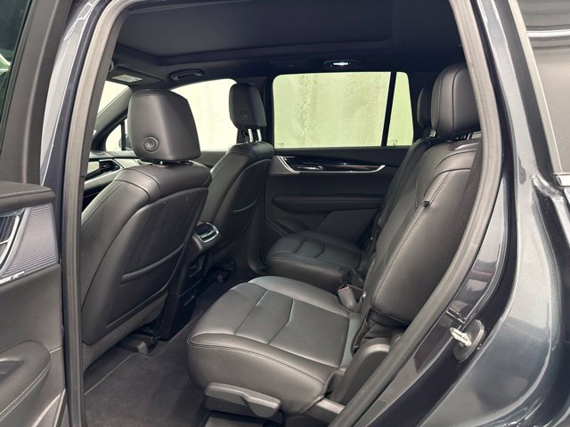 Used 2023 Cadillac XT6 Premium Luxury AWD/4WD image 19