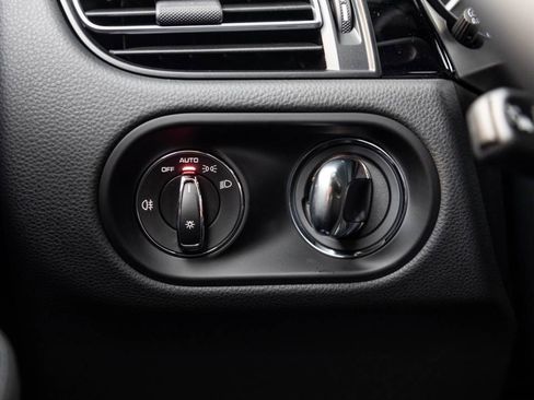 New 2026 Porsche Macan S image 17