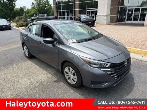 Used 2025 Nissan Versa S w/ Trunk Package FWD image 1