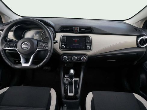 Used 2021 Nissan Versa SV image 16